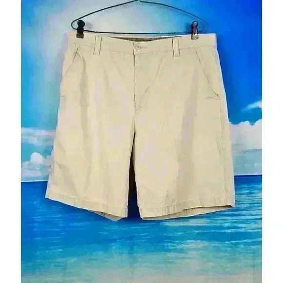 DOCKERS Men's KHAKI TAN Boat Shorts Lightweight Flat Front pants size 36 - Picture 2 of 4